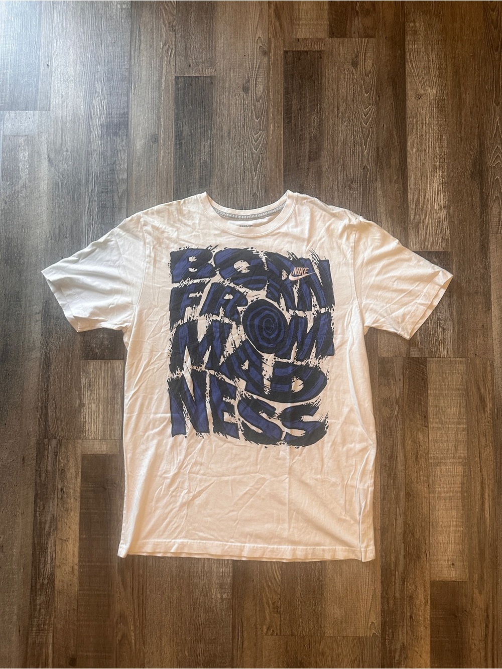 Nike Born From Madness Regular Fit Graphic T-shirt Men's Size Large